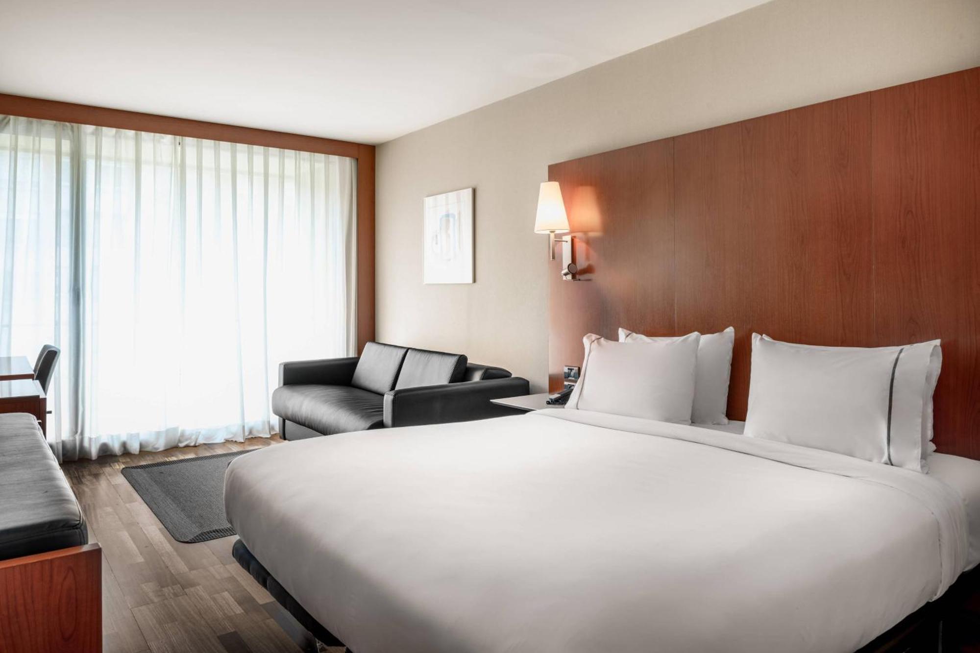 Ac Hotel La Rioja By Marriott Logrono Exterior photo
