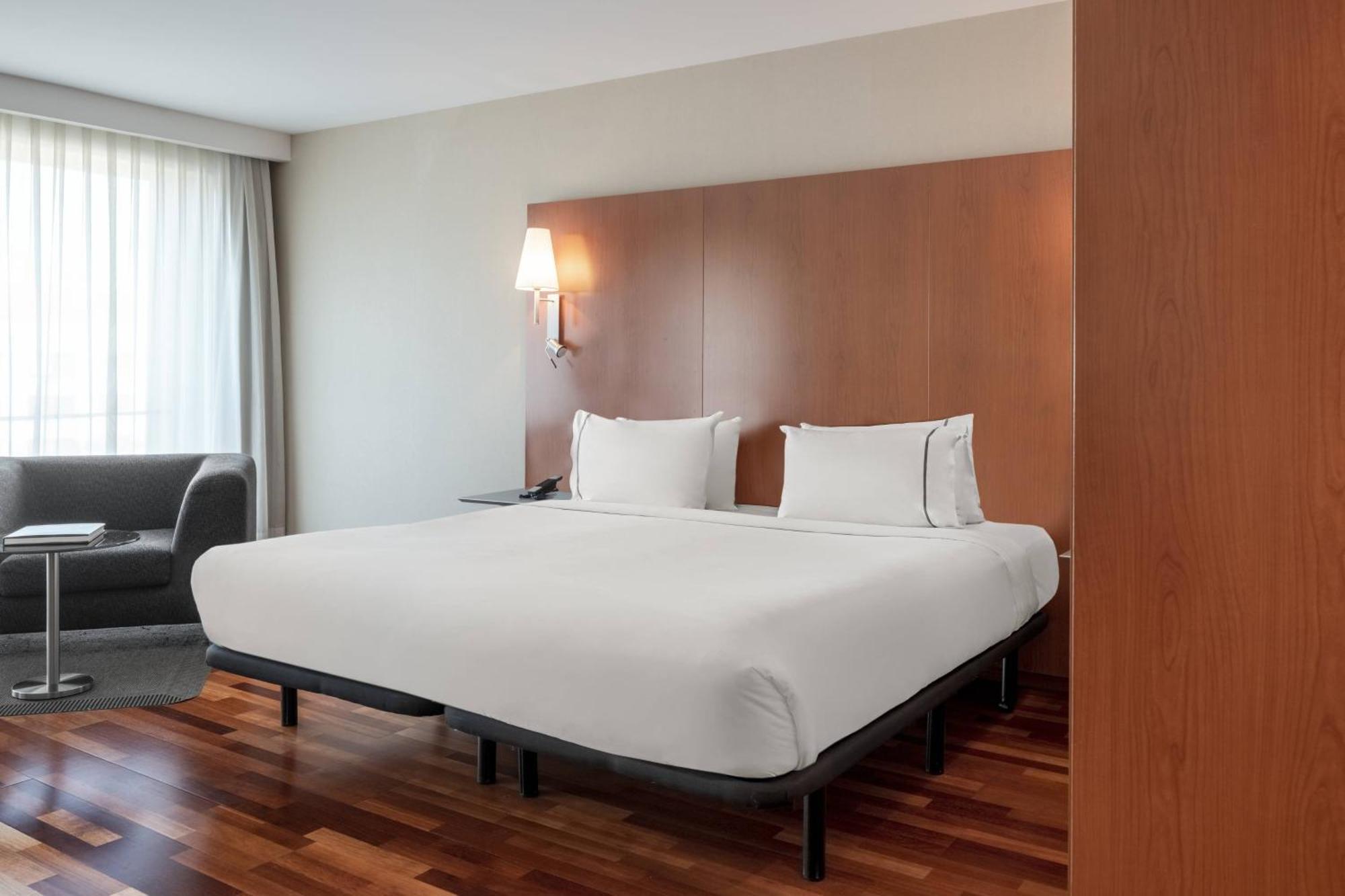 Ac Hotel La Rioja By Marriott Logrono Exterior photo